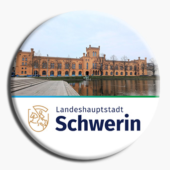 Arsenal - Das Arsenal ist ein monumentales Verwaltungsgebäude aus dem 19. Jahrhundert und eines der bedeutendsten Bauwerke der Neorenaissance in Schwerin.