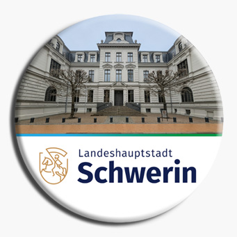 Neustädtisches Palais - Das Neustädtische Palais diente ursprünglich als großherzogliche Residenz. Heute wird es als Verwaltungsgebäude genutzt und gehört zu den bedeutenden klassizistischen Bauwerken Schwerins.